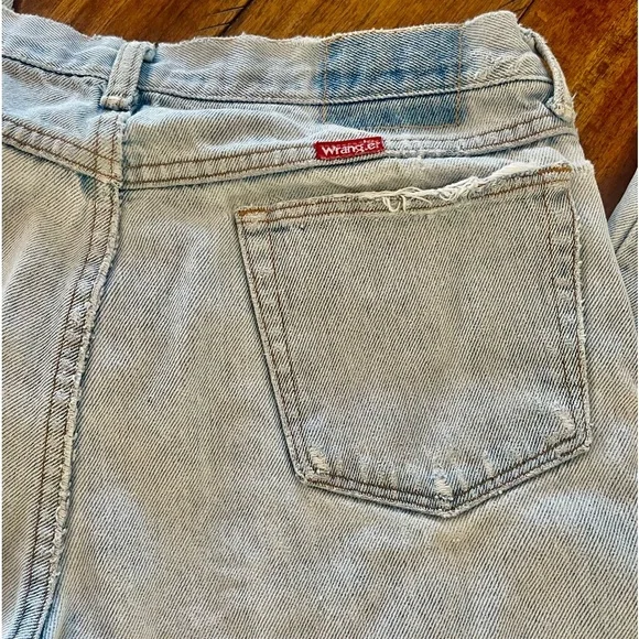 Vintage Wrangler light wash blue denim jeans high waisted rise sz 29 waist - Picture 10 of 16